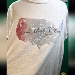 Rare Bird “Land That I Love” Distressed USA Graphic Tee  Size L/XL